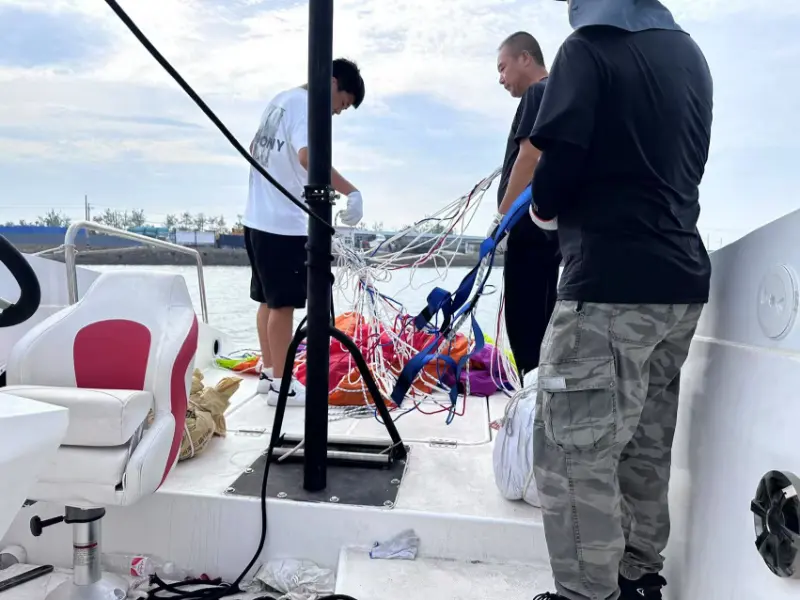 Lawadada®ရွက်လှေသည်ဖောက်သည်များ၏လိုအပ်ချက်များကိုဖြည့်ဆည်းပေးပြီးလုပ်ငန်းလည်ပတ်မှုအမြတ်များတိုးမြှင့်ရေးကိုတိုးမြှင့်ပေးရန် Parasail လှေဒီဇိုင်းကိုအကောင်းဆုံး