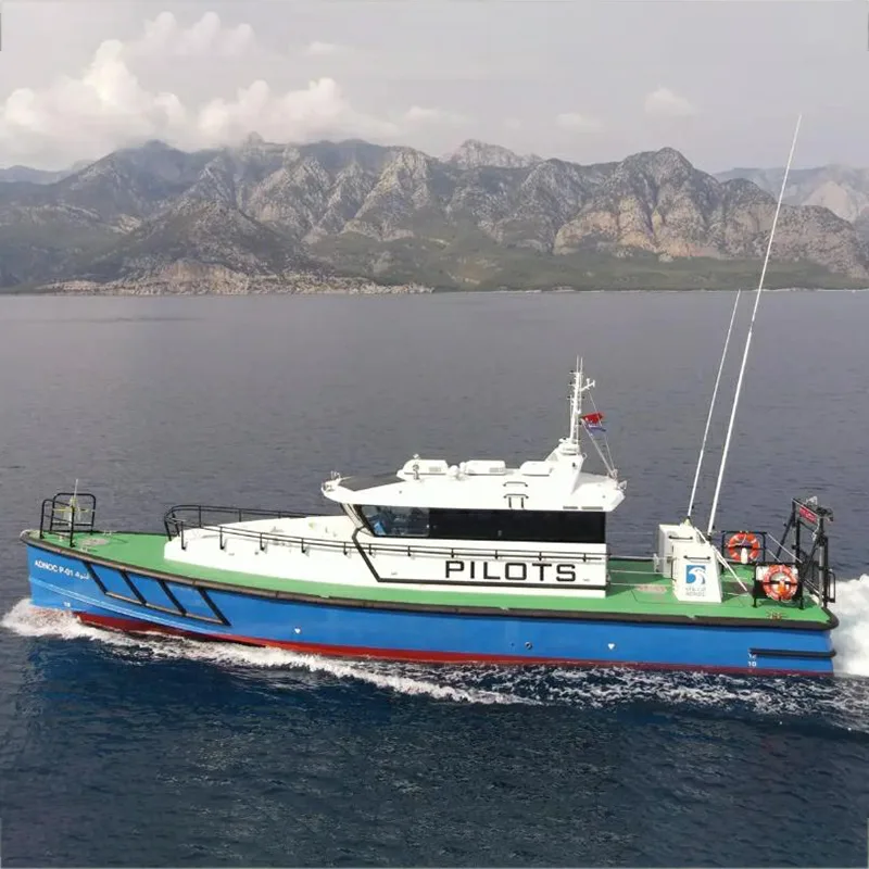 62ft သည်စွယ်စုံဖြင့်ဆိပ်ကမ်းရှေ့ပြေးလေယာဉ်မှူး